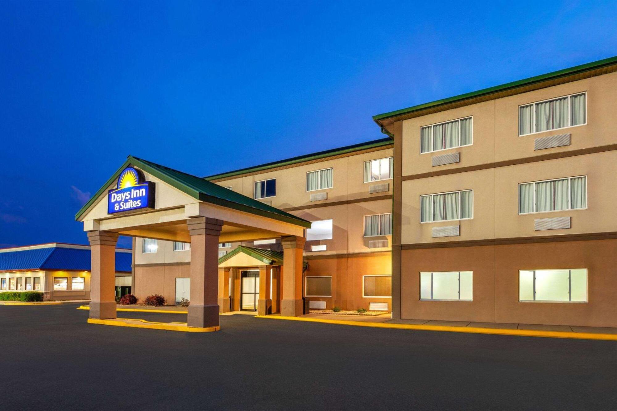 Days Inn & Suites By Wyndham Of Morris Exterior foto